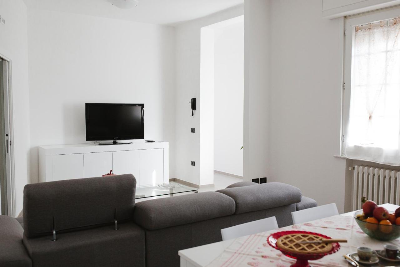 B&B "Al Colle 11" Fano Buitenkant foto