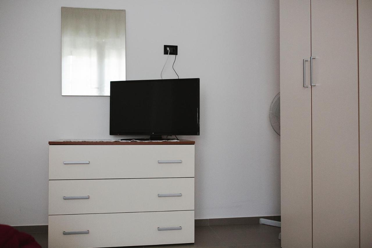 B&B "Al Colle 11" Fano Buitenkant foto